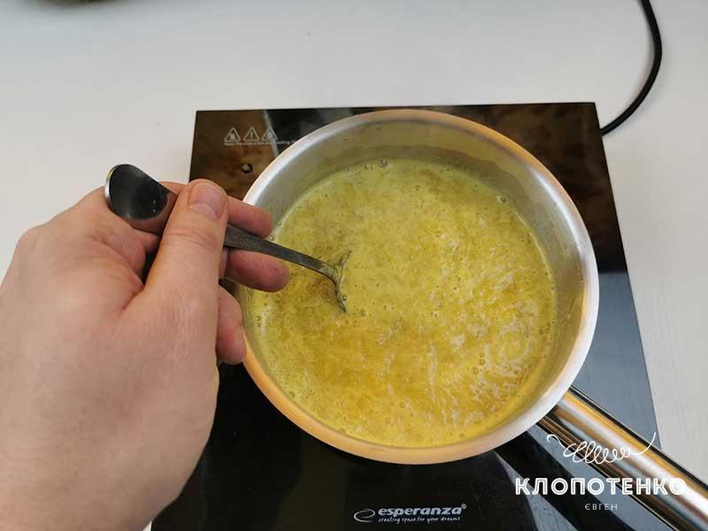 Доведите мармелад до кипения