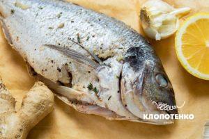 Дорадо з імбиром і лимоном у духовці