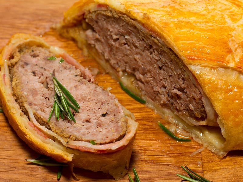 105 rulet iz telyatini Мясной Рулет из Телятины с Грибами и Беконом