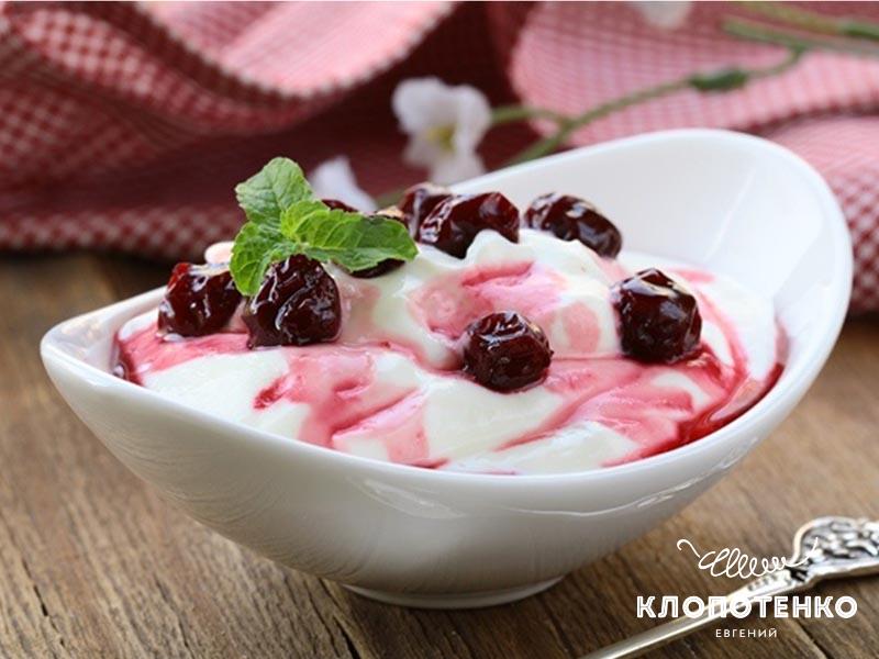 Сирне морозиво з печивом