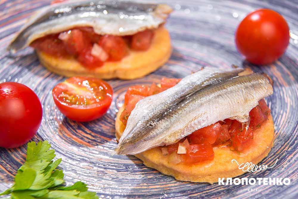 Канапе з рибою