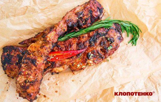 Як швидко замаринувати шашлик: вдалі маринади для свинини, курки та телятини