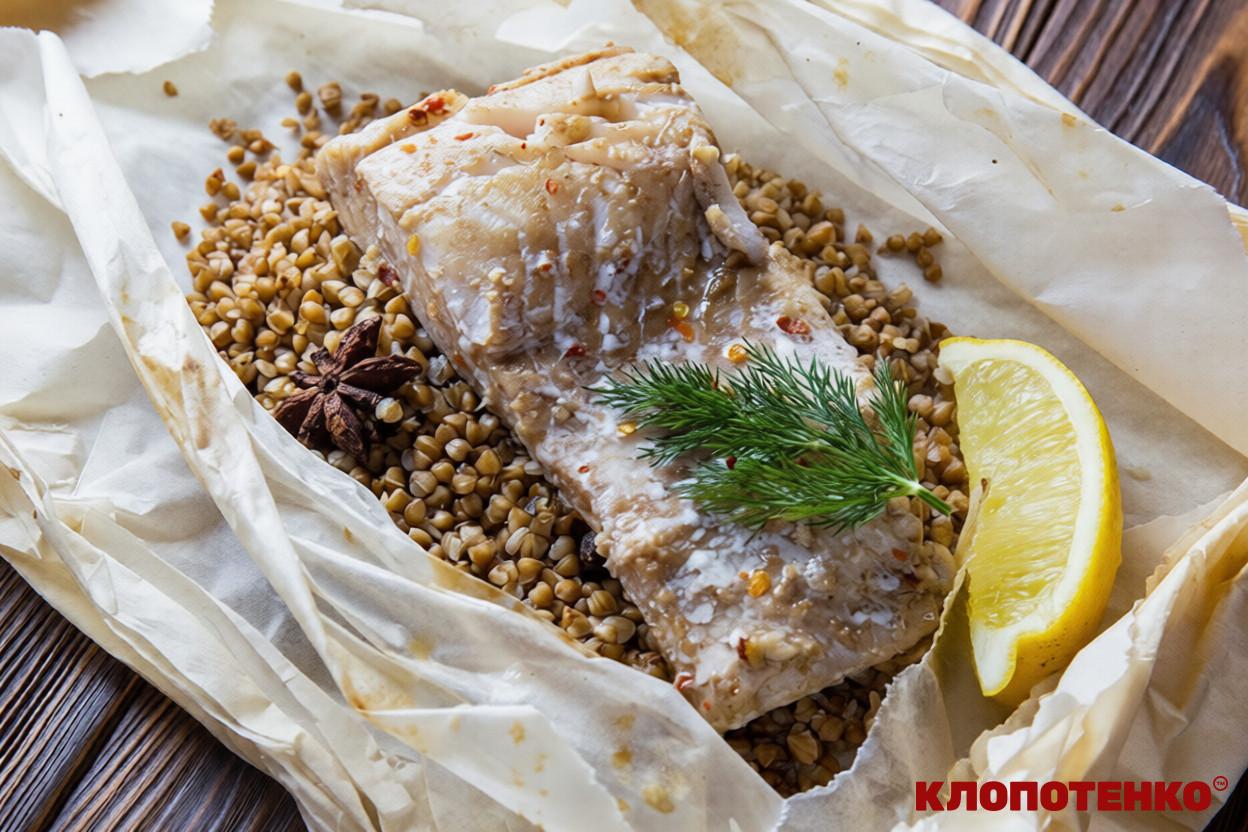 Філе судака з пікантною гречкою