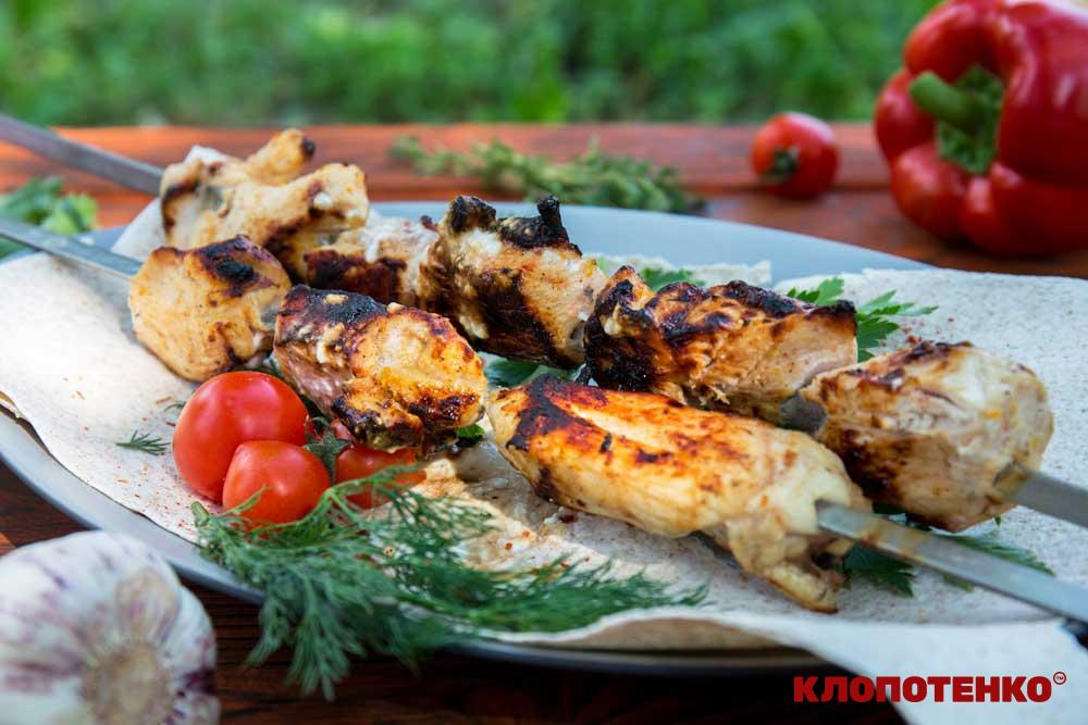 Курячий шашлик в маринаді з йогурту