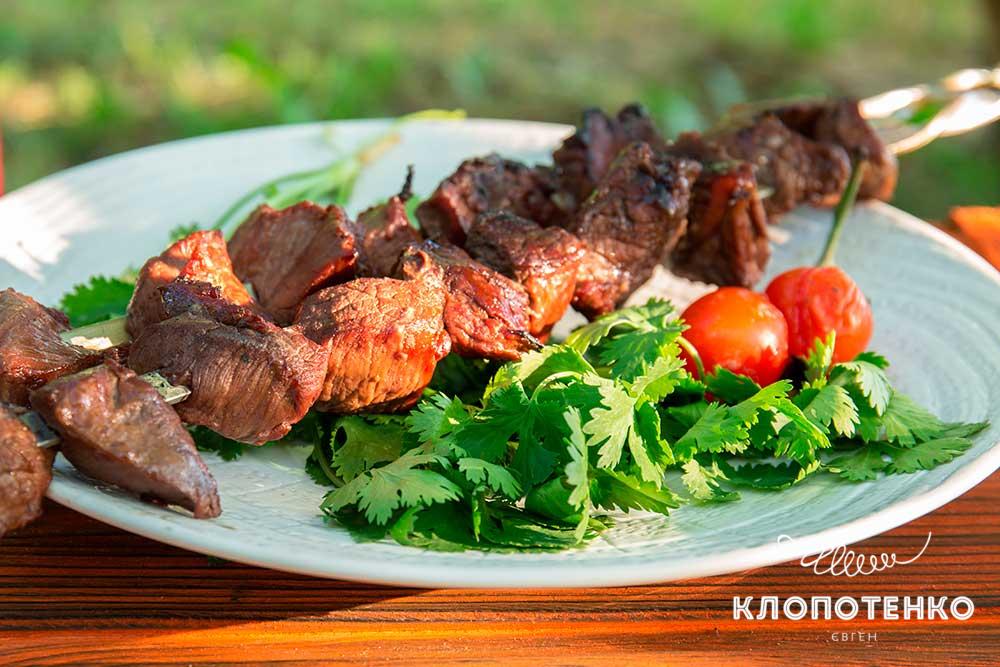 Телячий шашлик в гранатовому соку