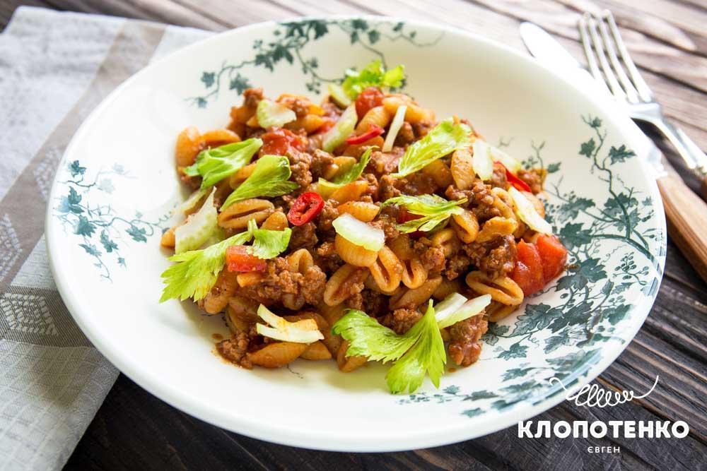 паста болоньєзе
