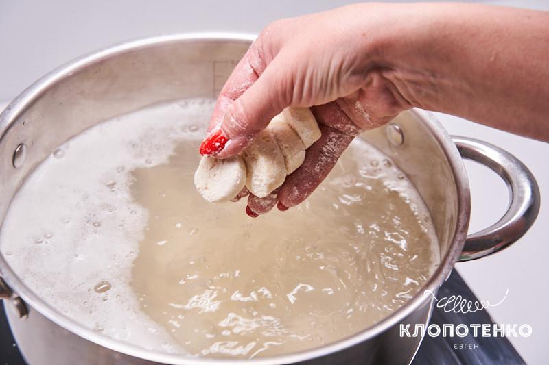 ленивые вареники с йогуртовым соусом