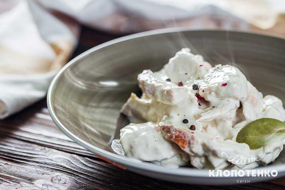Куряче філе у вершковому соусі