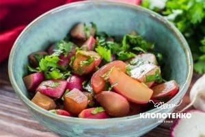 Смажена редиска з соєвим соусом