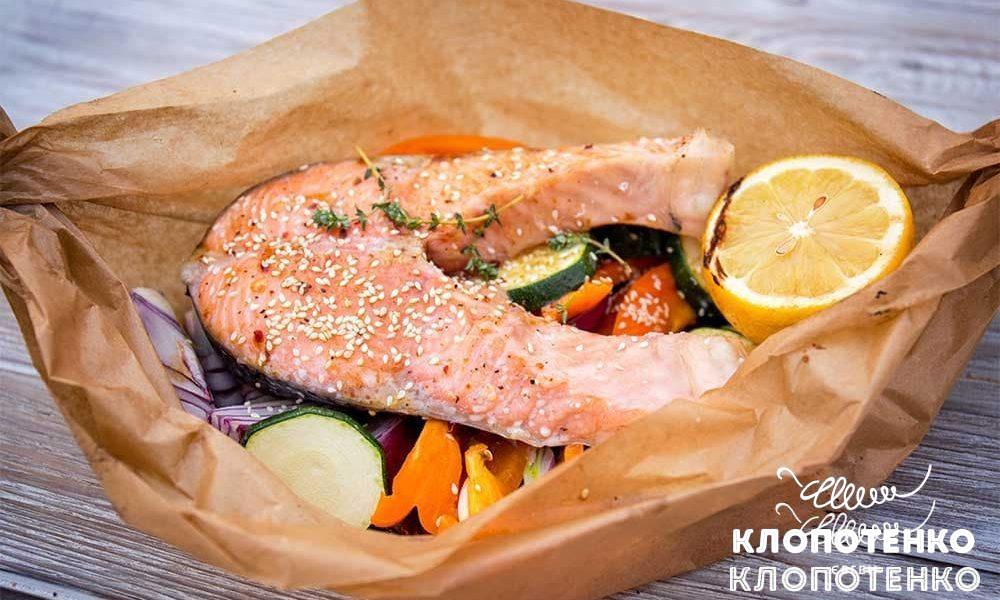 salmon-on-grill-with-vegetables