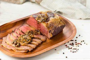 Запечена телятина з перцевим соусом