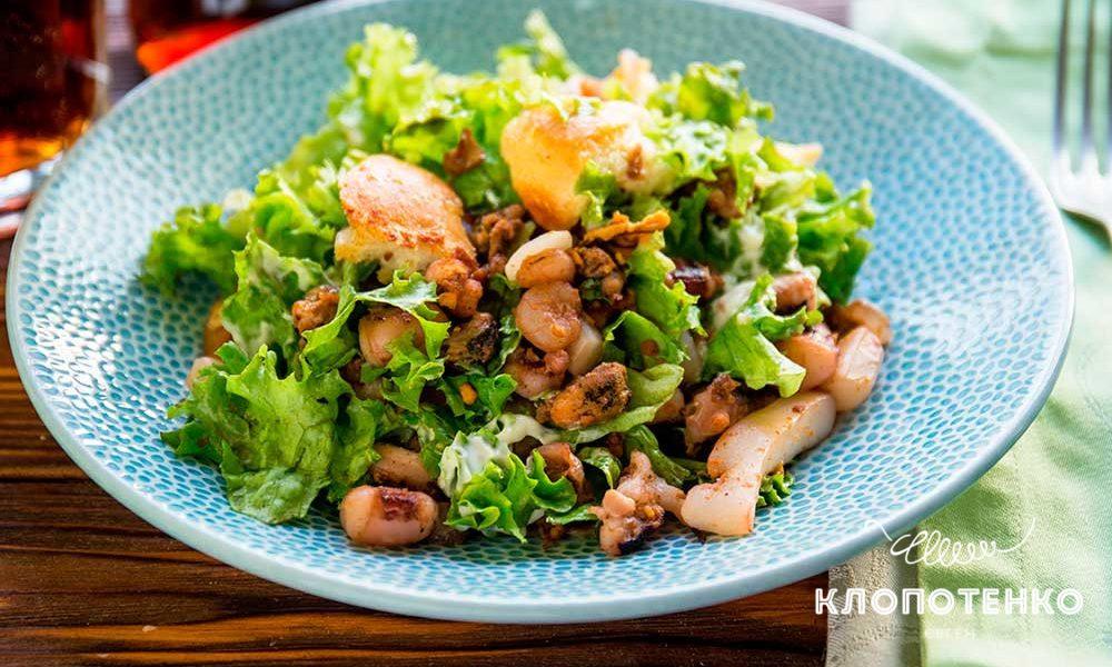 салат з морепродуктами