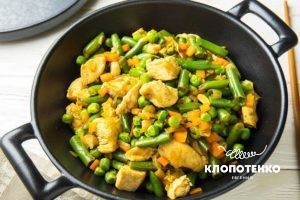 Курка з овочами у східному стилі