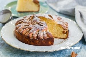 Яблочный пирог на кефире