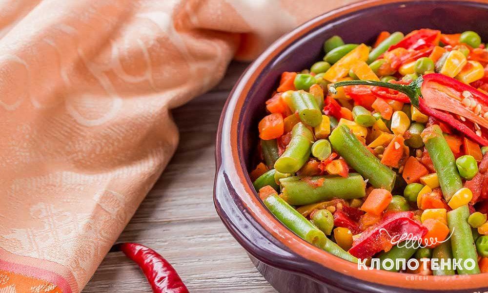 Овощное соте с мексиканской смесью и томатами