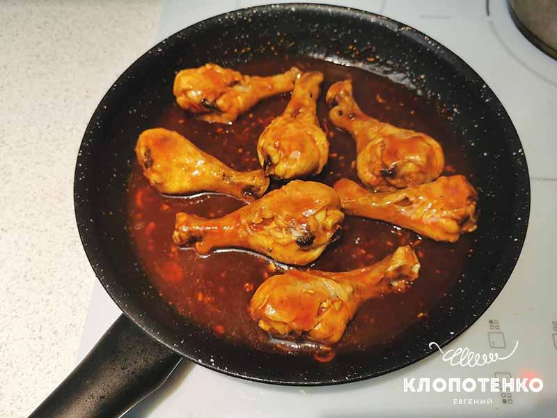 куриные ножки в пикантном соусе