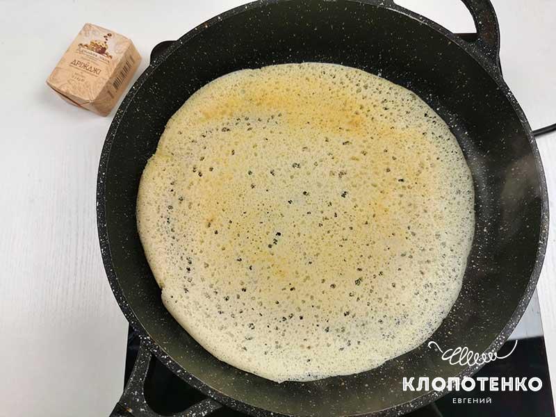 Выпеките блины