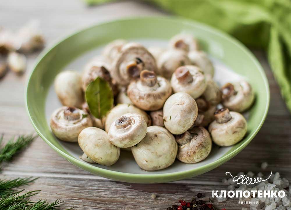 Маринованные шампиньоны
