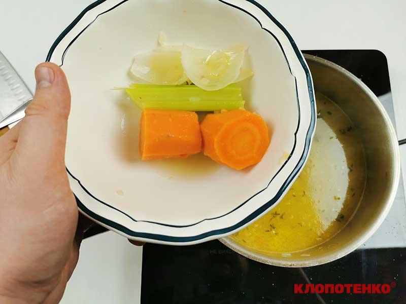 Овочі із бульйону