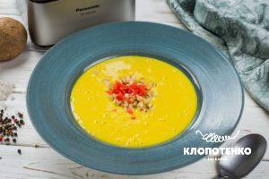 Картопляний крем-суп із куркумою