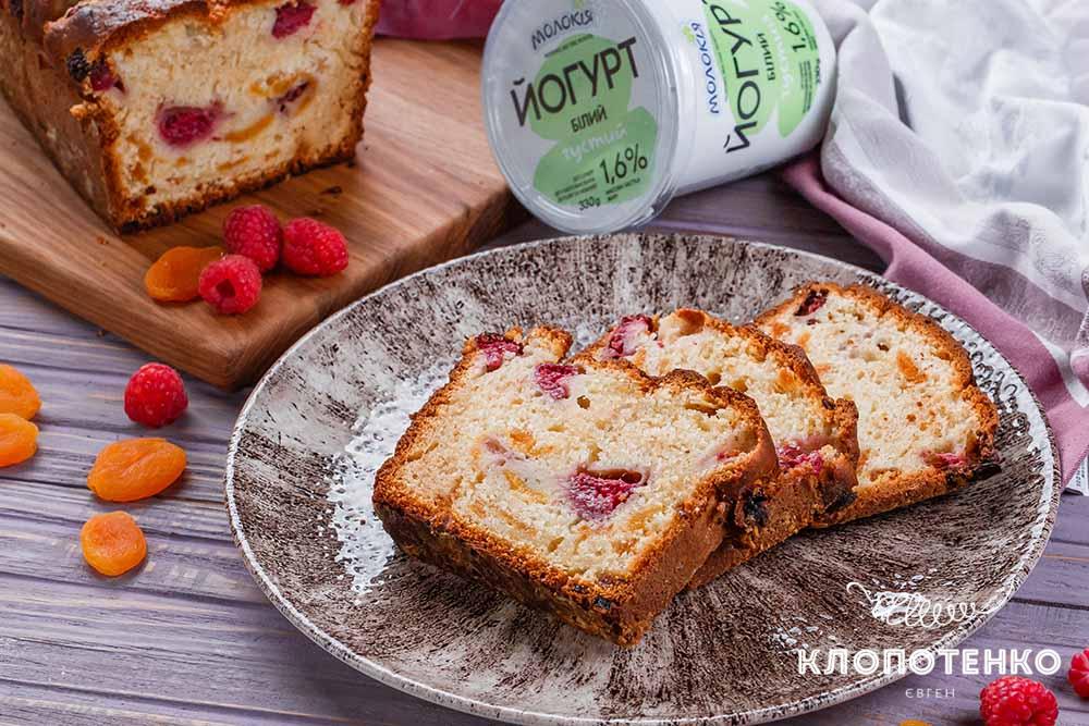 Йогуртовий пиріг Йогуртовий пиріг