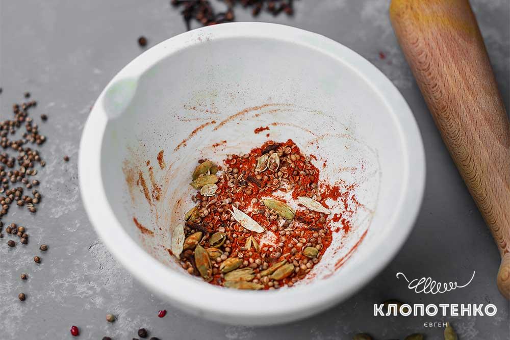 Як приготувати спеції вдома