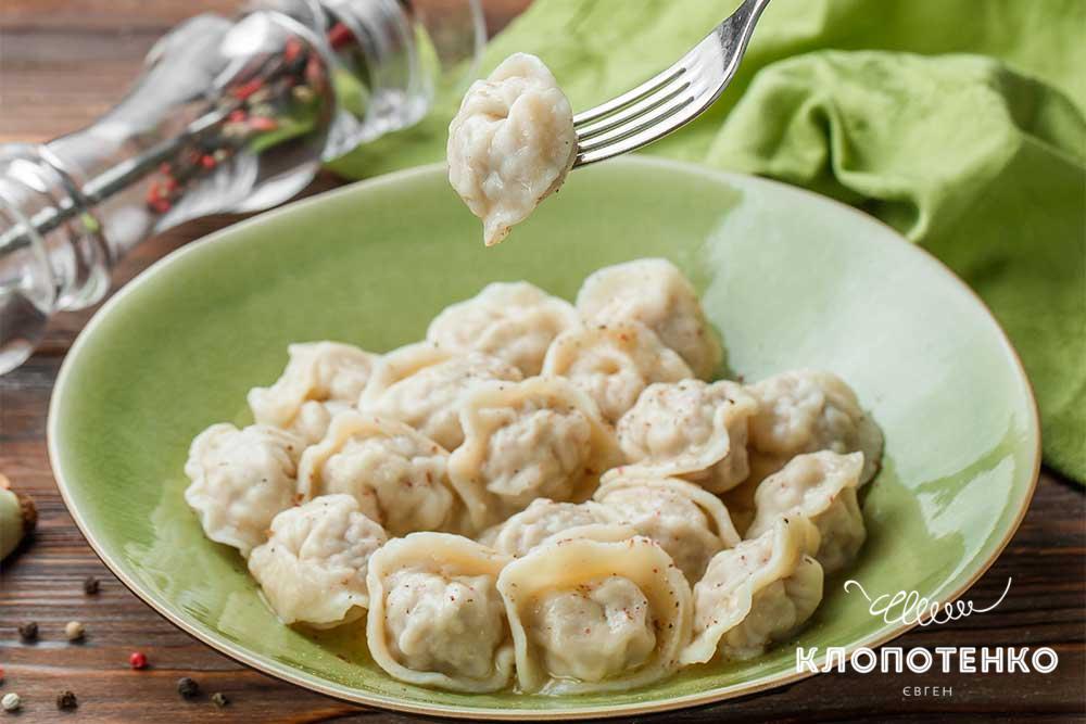 Пельмені зі свининою