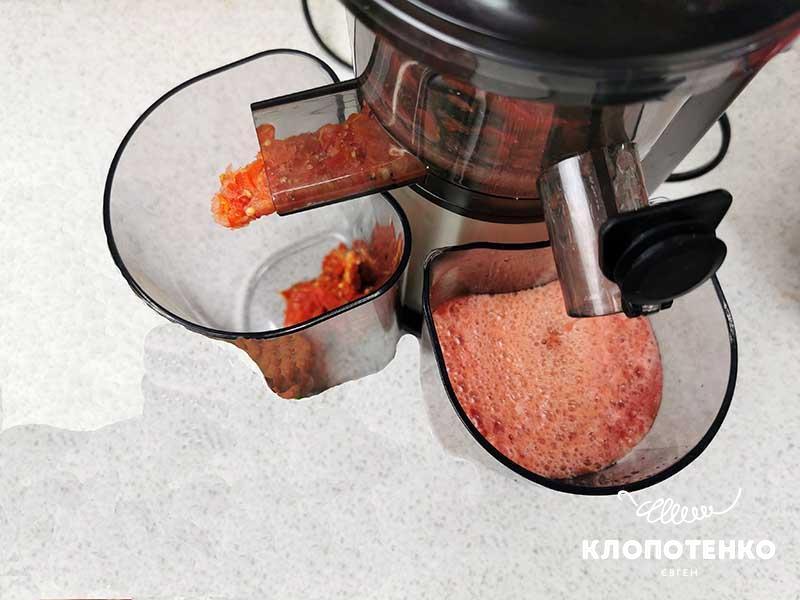 Томатний сік через соковижималку