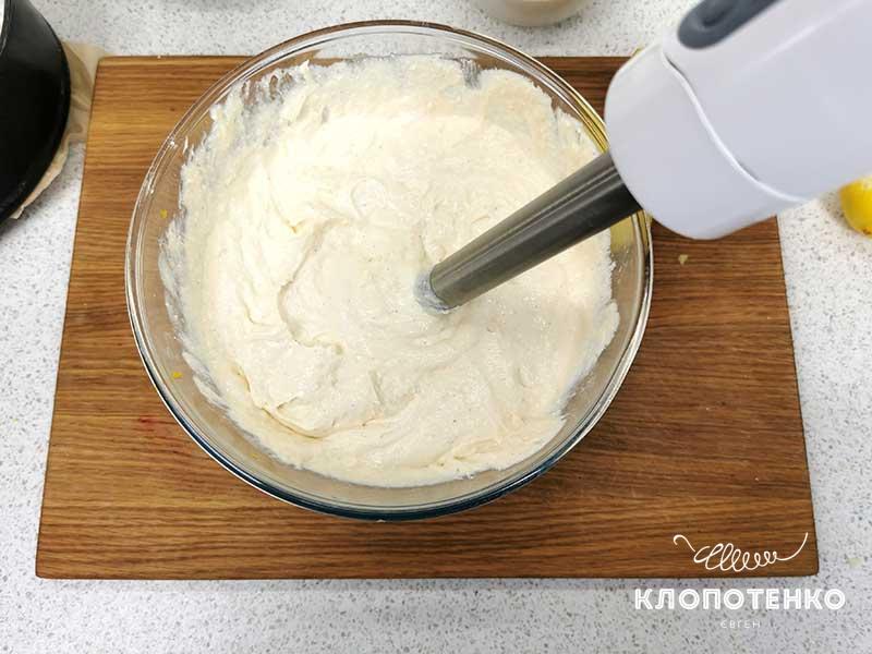 Перебейте все ингредиенты блендером