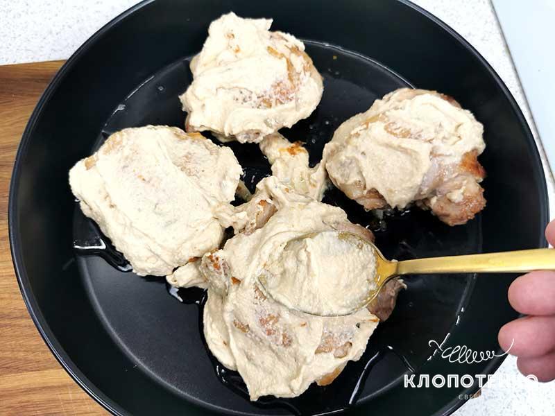 Залейте пастой