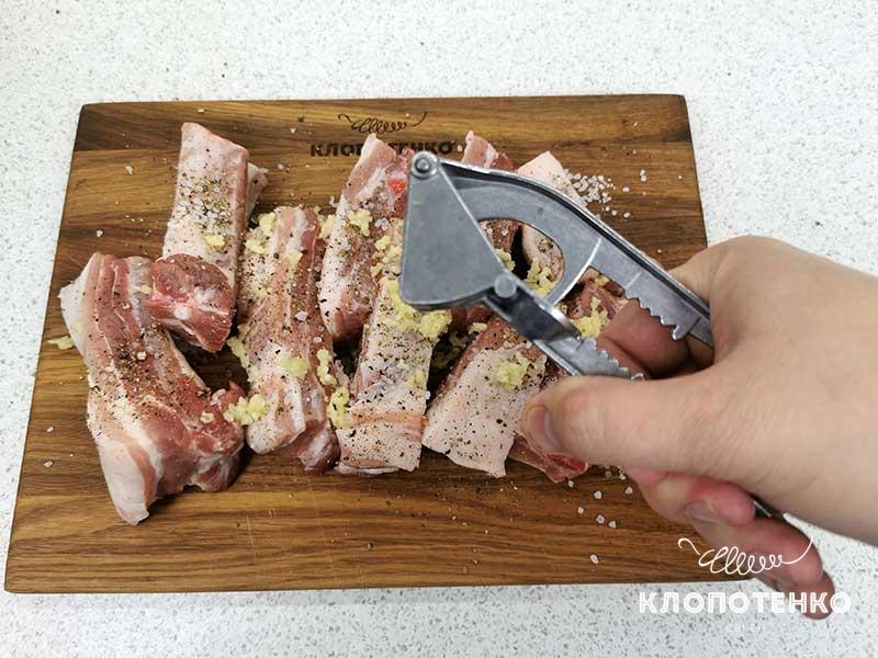 Kvas-Baked Pork Ribs
