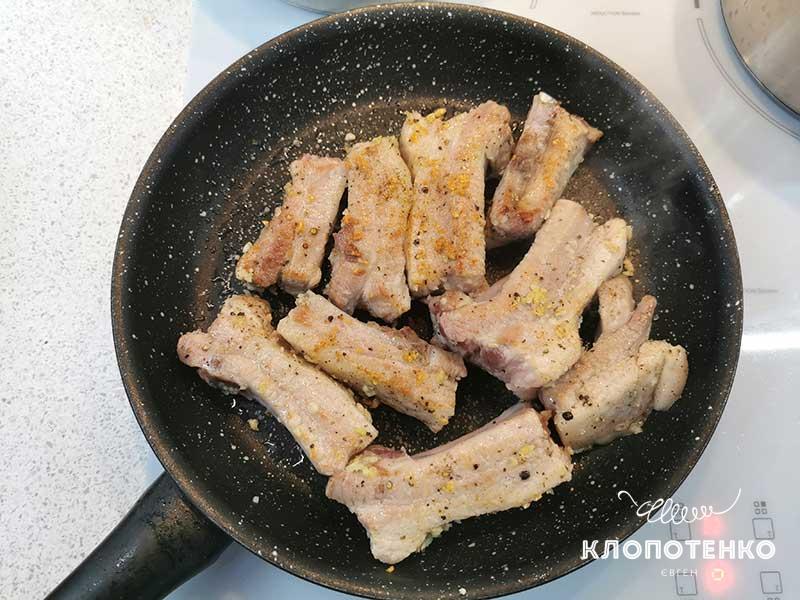 Kvas-Baked Pork Ribs