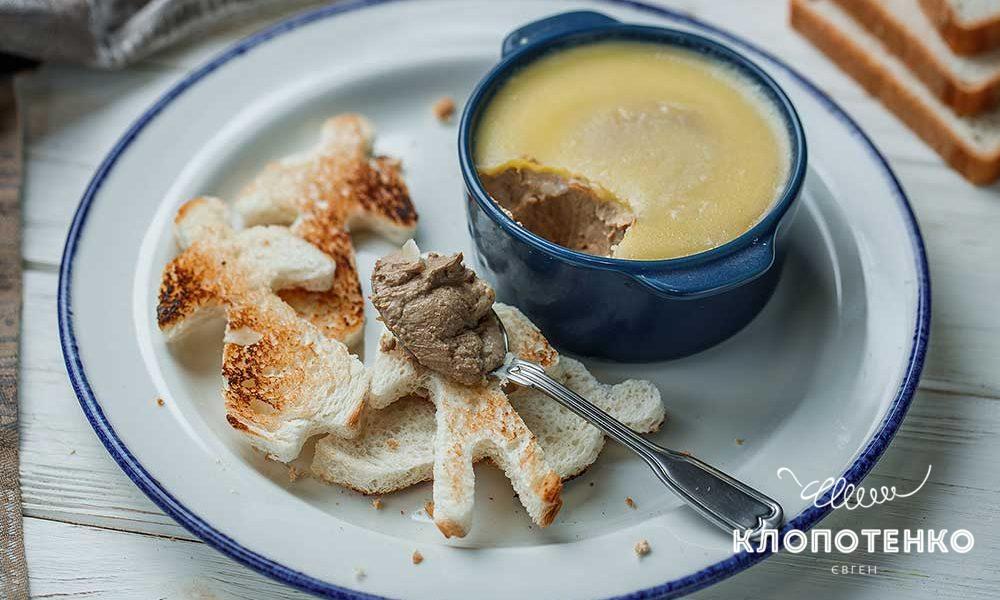 Пате з курячої печінки на парі