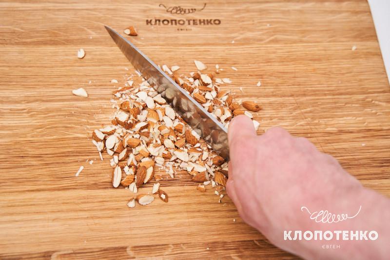 гречка с шампиньонами и миндалем