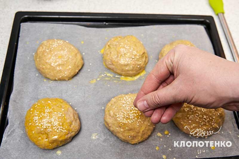 Посыпьте кунжутом