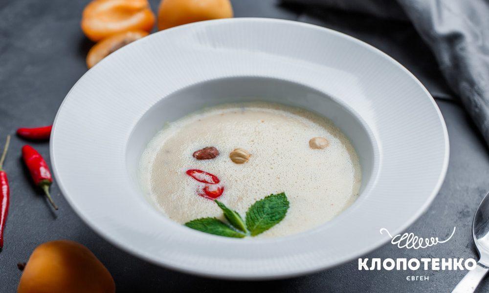 Cold apricot soup