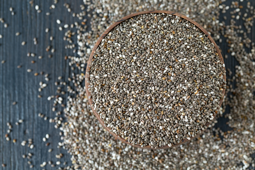розсипане на столі насіння чіа