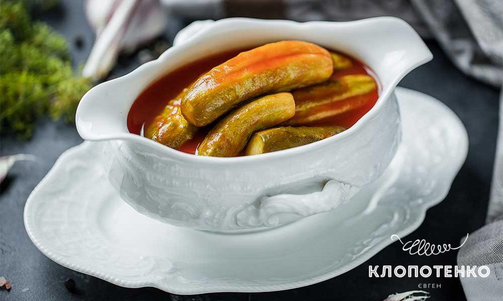 Огурцы с кетчупом чили