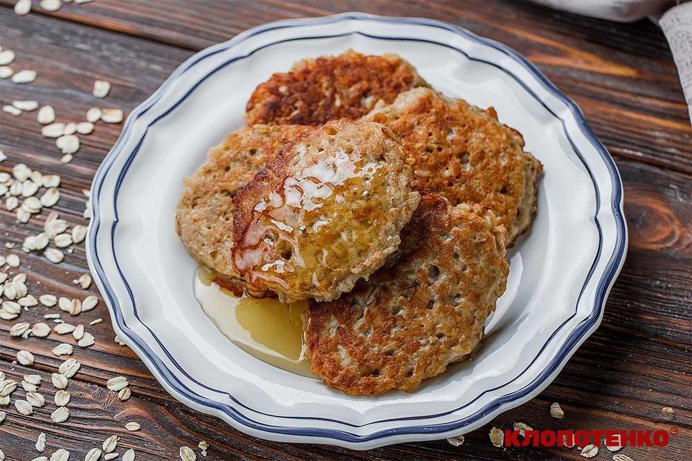 Вівсяні оладки з бананом