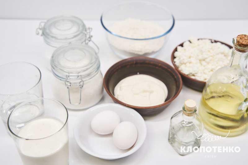 Подготовьте все ингредиенты для приготовления загорских штруклей