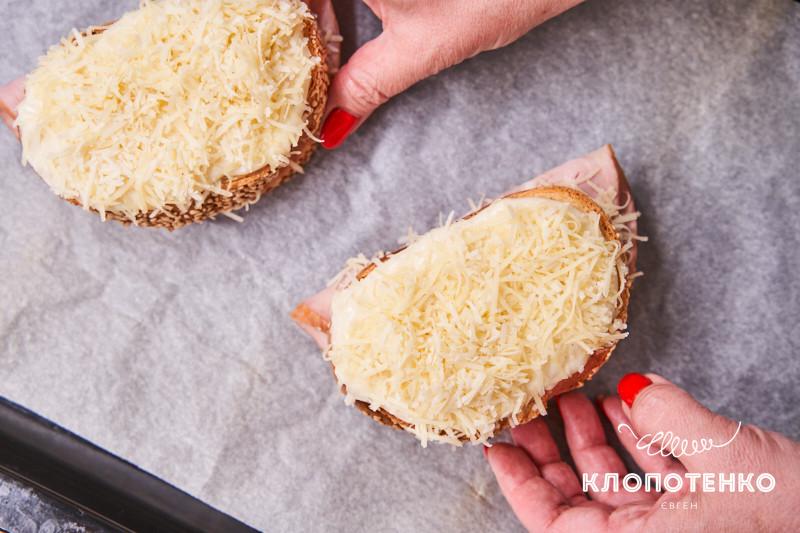 Croque Madame sandwich