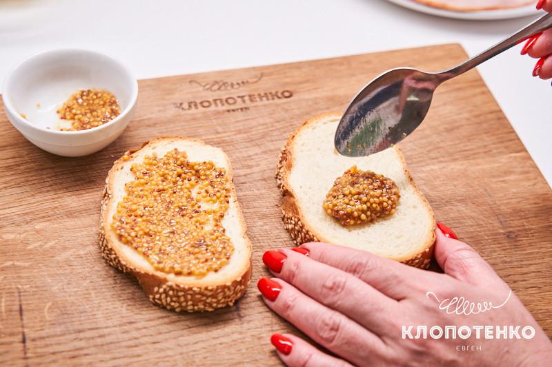 Croque Madame sandwich