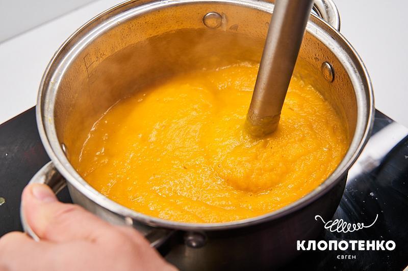 creamy-pumpkin-soup-