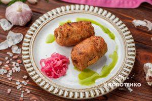 крученики с салом и чесноком