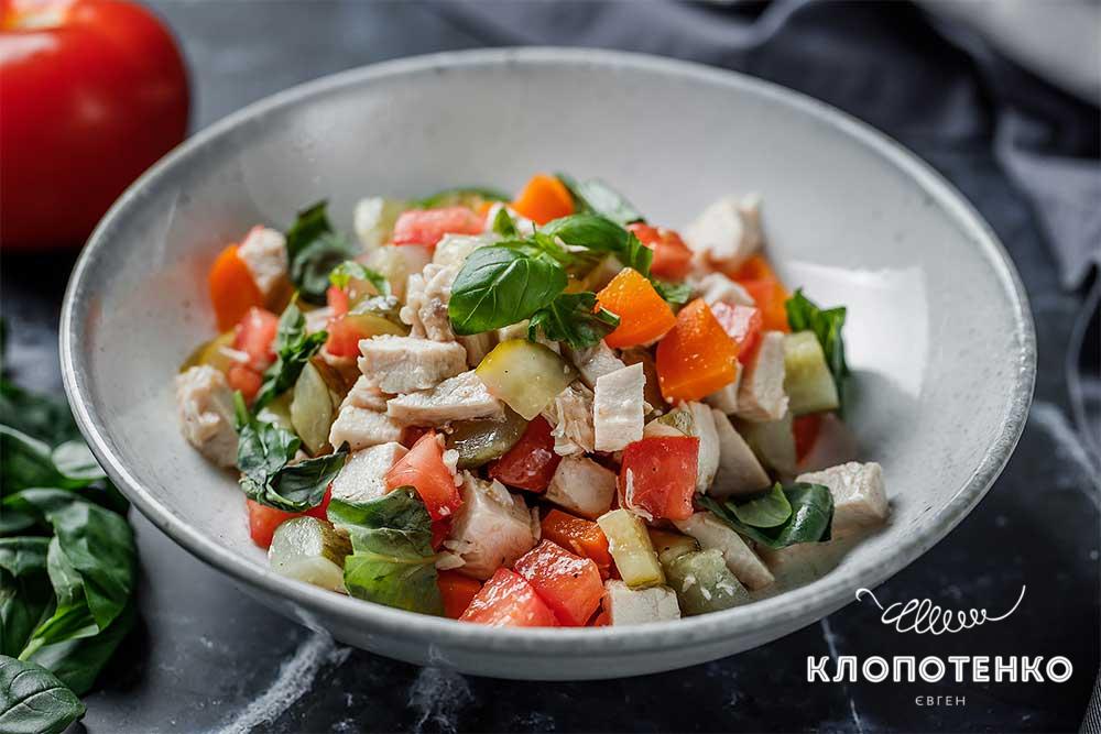 Салат з курячим філе та медом