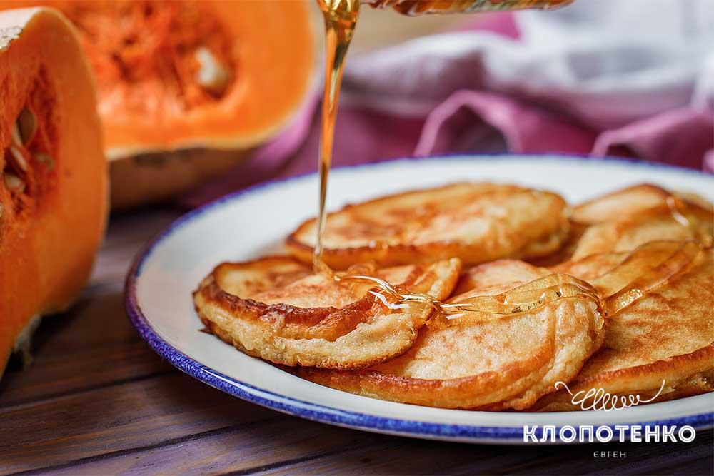 Тыквенные оладьи на молоке