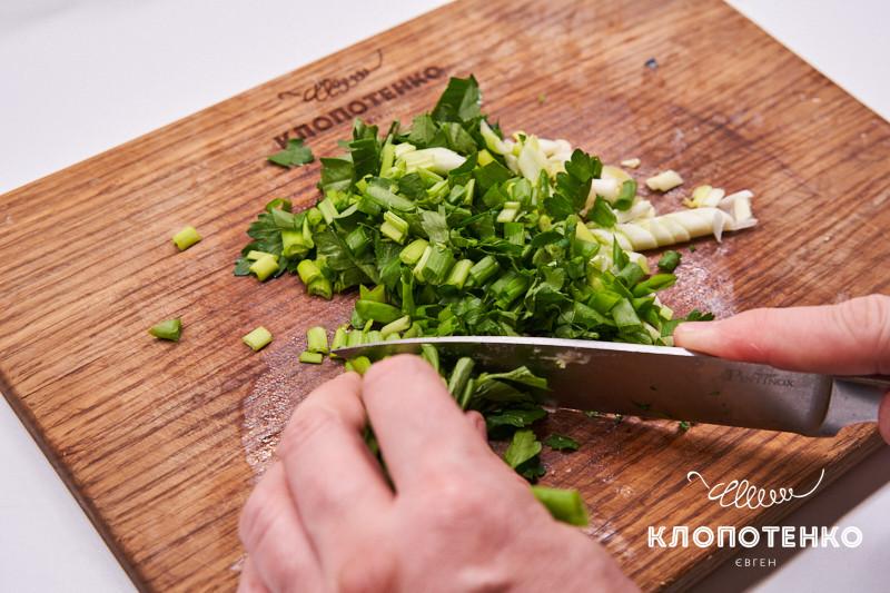 Простой салат из селедки, картофеля
