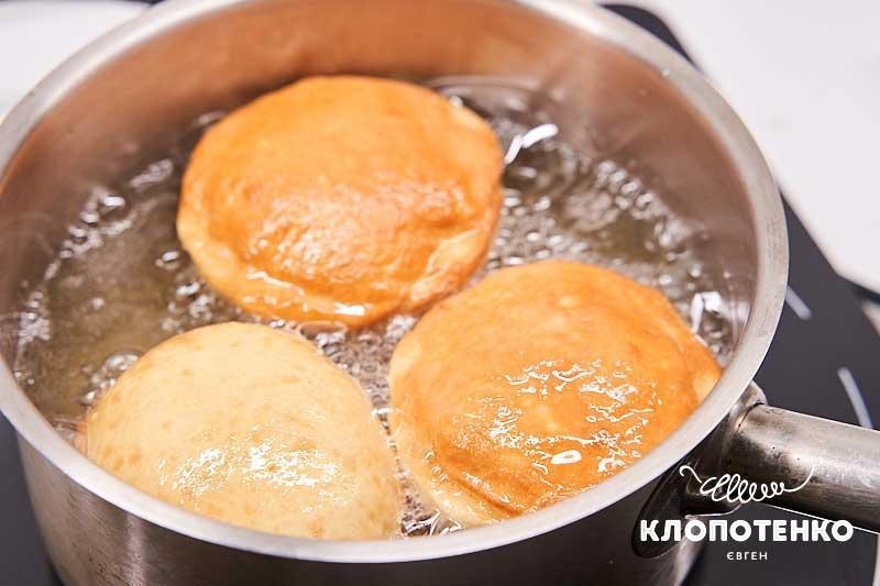 пампухи с розовым вареньем