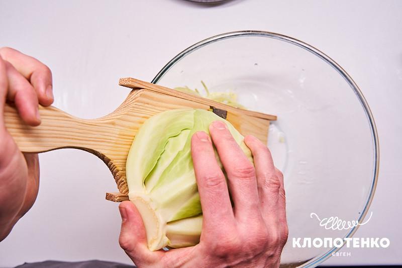 тушеная капуста с тмином и грибами
