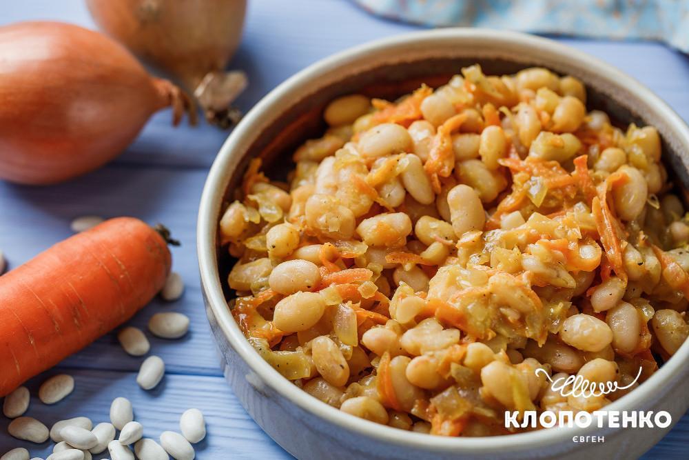 Протертая фасоль с жареным луком - рецепт классического и вкусного блюда, которое легко приготовить Протертая фасоль с жареным луком: простой и вкусный рецепт